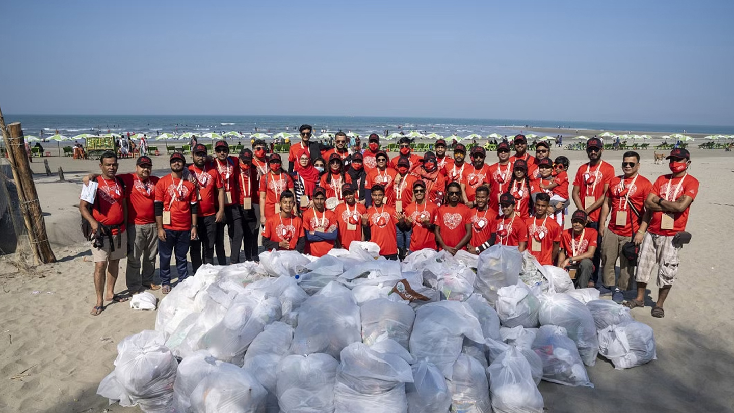 কোকা-কোলা ও কেওক্রাডং-এর পরিচ্ছন্নতা অভিযান