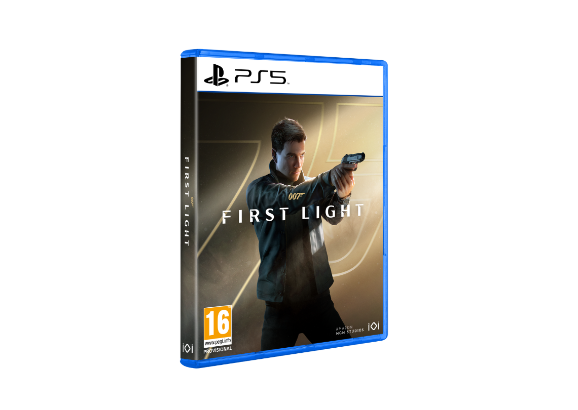 PS5‑spelhoes van 007: First Light met een figuur in donkere kleding die een pistool richt, de titel prominent op de voorkant en een PEGI‑16 leeftijdsclassificatie.