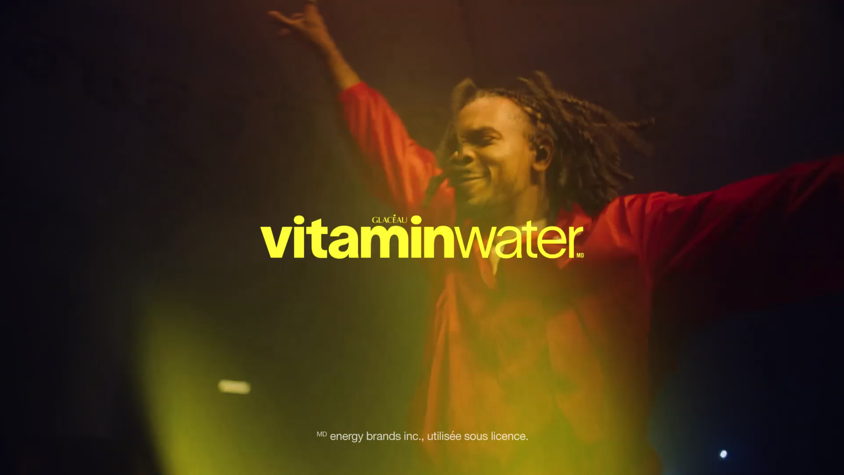 vitaminwater: bossez fort, jouez fort