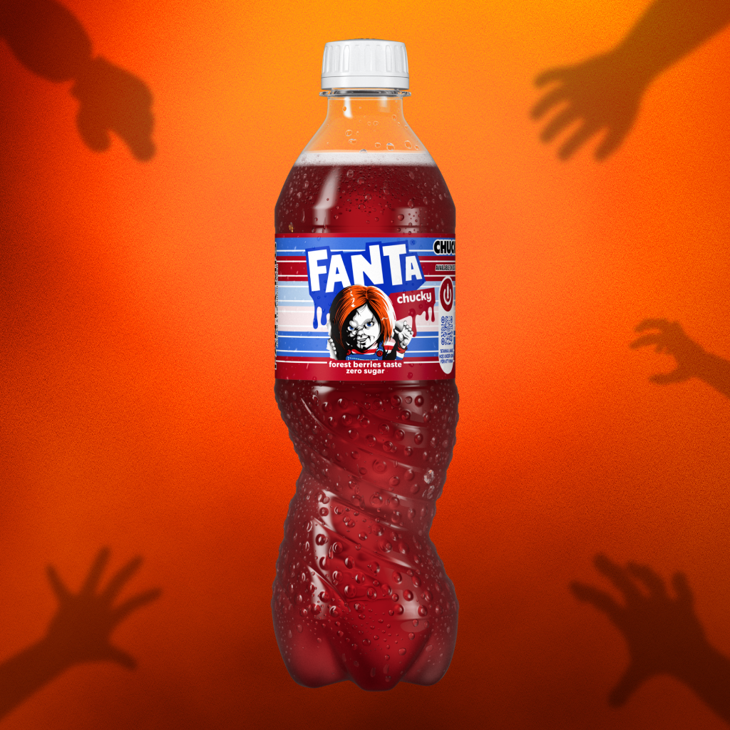 en flaska Chucky Punch Fanta