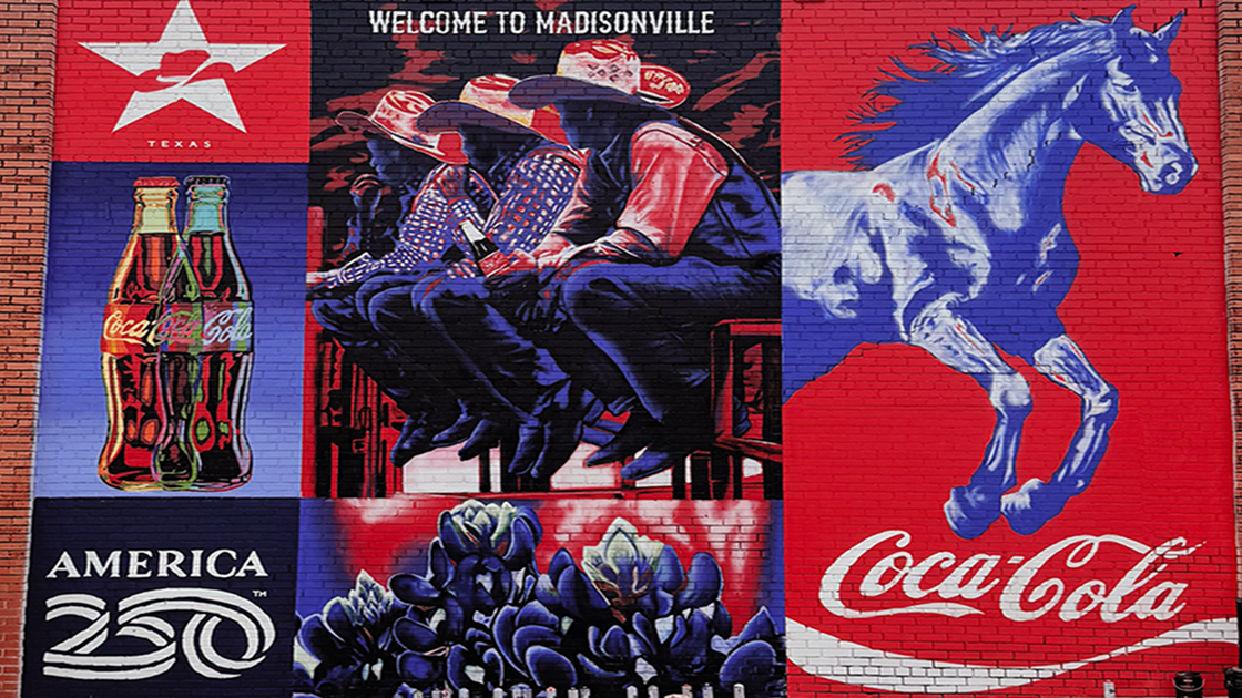 Video thumbnail of Gabriel Portillo's Coca‑Cola mural showing cowboys, a blue horse, and the Texas star.